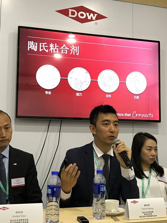 黃秋野：陶氏包裝與特種塑料業(yè)務(wù)陶氏膠粘劑亞太區(qū)市場營銷經(jīng)理 